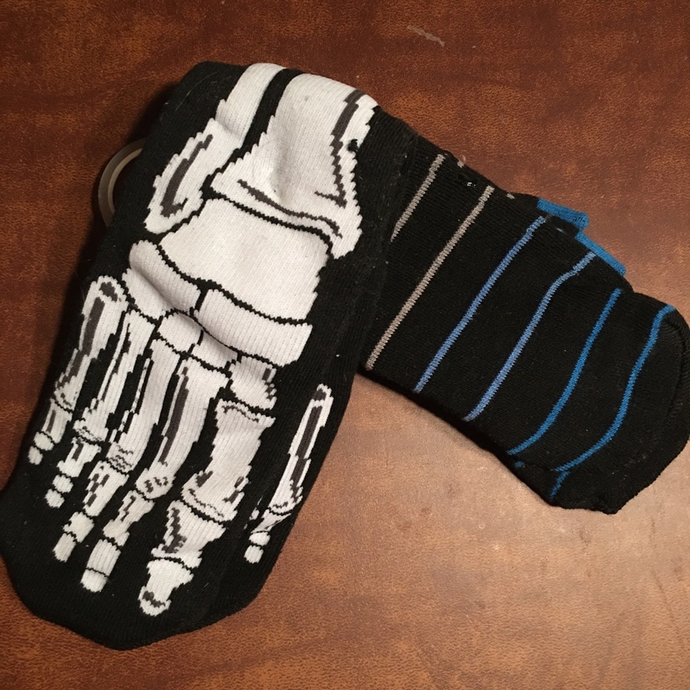 2 pairs of Halloween slipper socks, skeleton 🎃